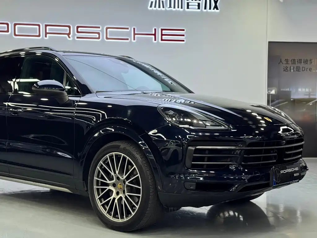 PORSCHE CAYENNE