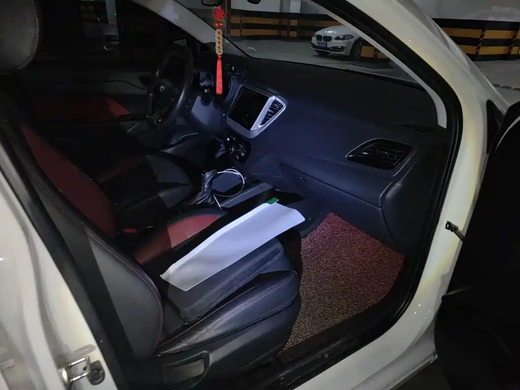 Hyundai Verna — миниатюра 19