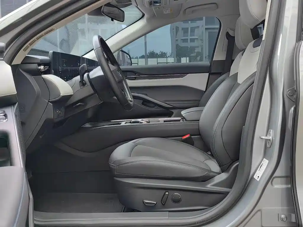 Ford Evos — миниатюра 6