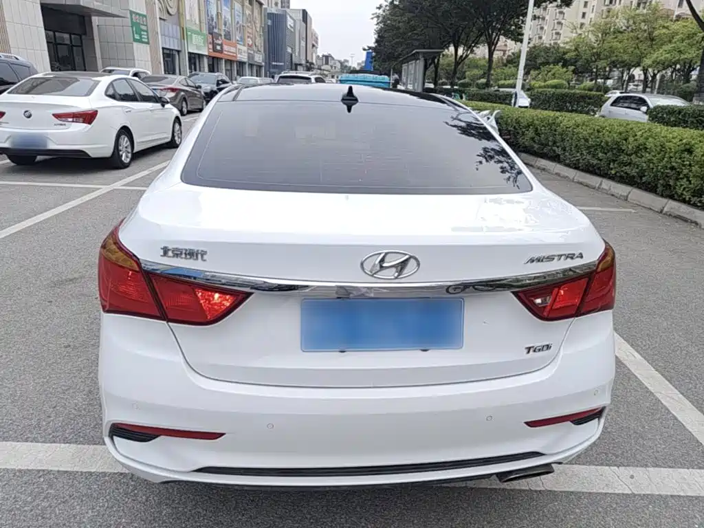 Hyundai Mistra — миниатюра 6