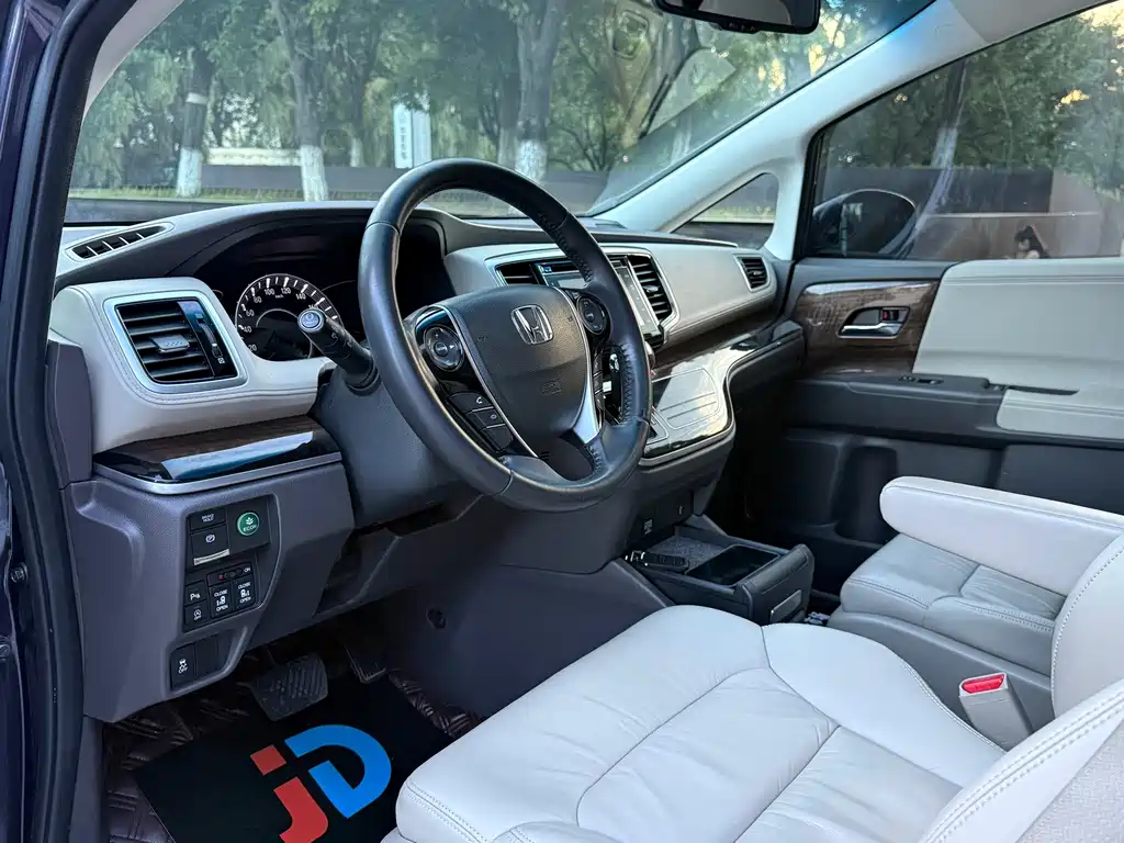 Honda Odyssey — миниатюра 13