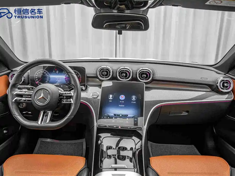 Mercedes-Benz C-Class — миниатюра 13