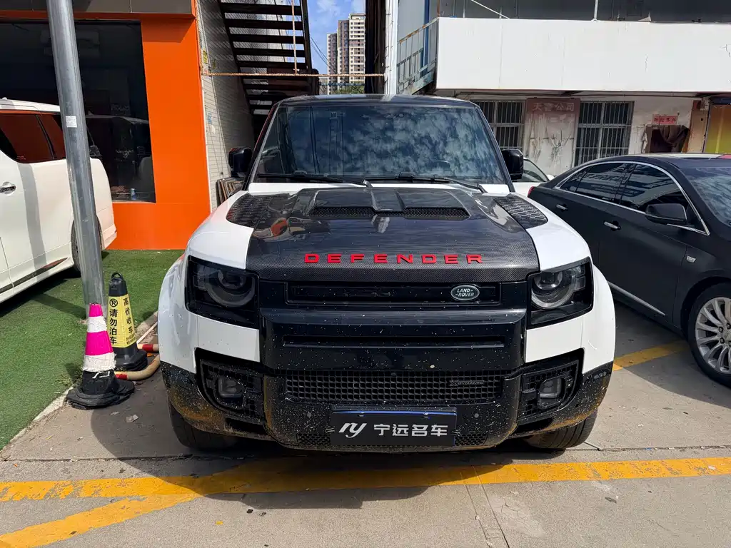 Land Rover Defender — миниатюра 2