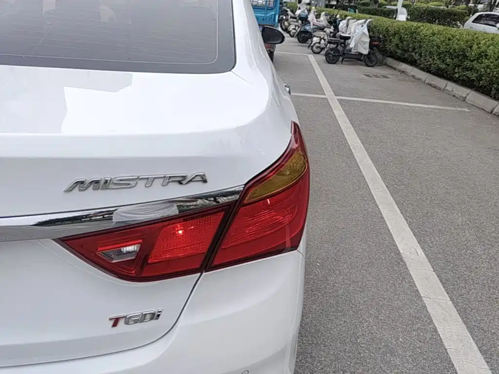 Hyundai Mistra — миниатюра 8