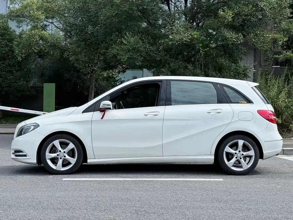 Mercedes-Benz B-Class — миниатюра 4