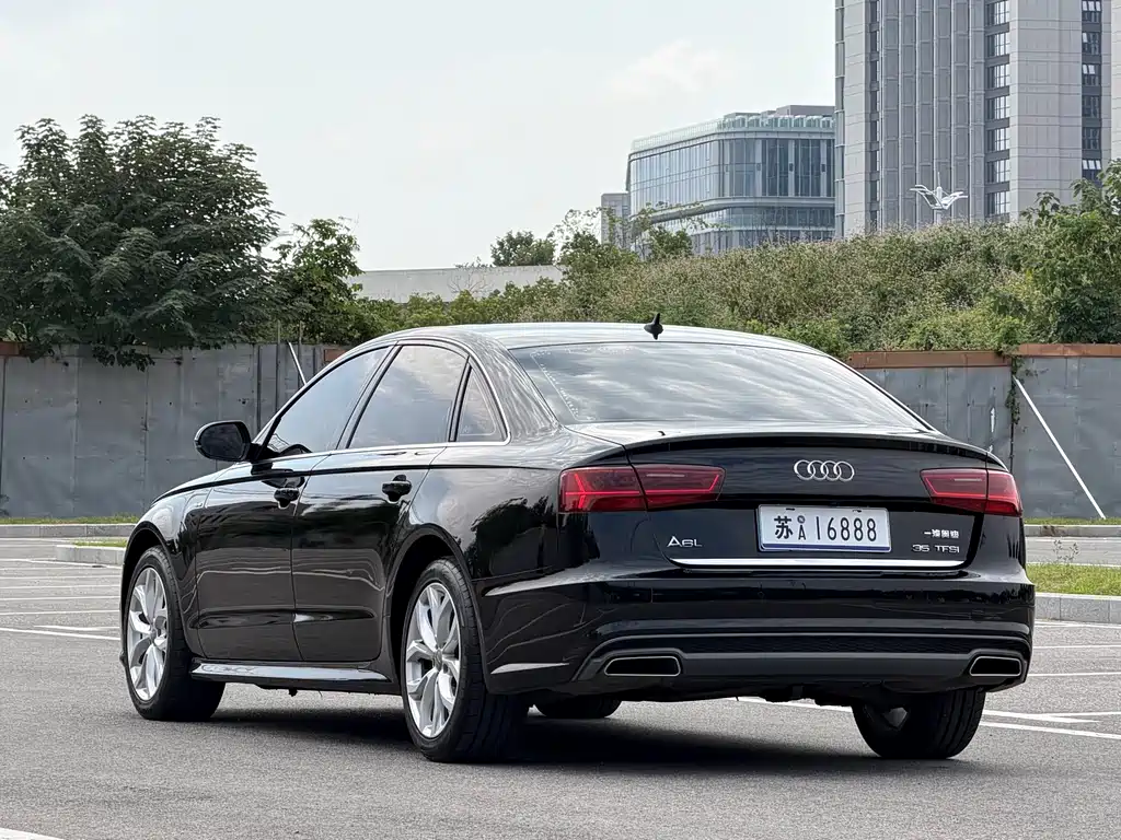 Audi A6L — миниатюра 7