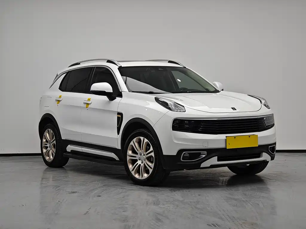 Lynk & Co 01 2017 2.0T Pro