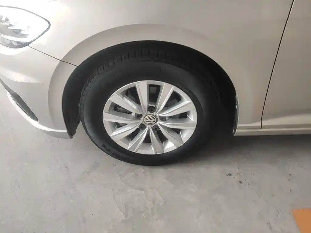 Volkswagen Lavida — миниатюра 23