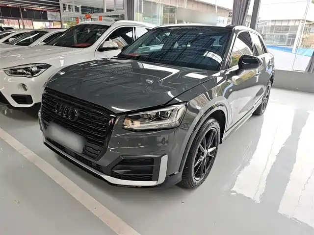 AUDI Q2L 2020