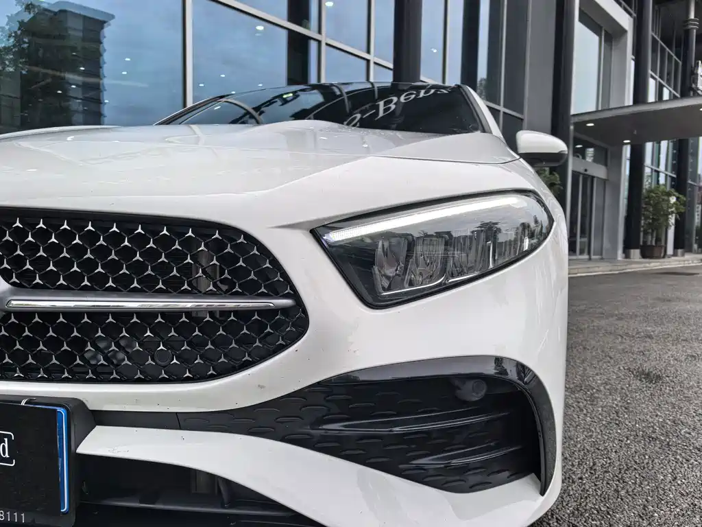 Mercedes-Benz A-Class — миниатюра 6