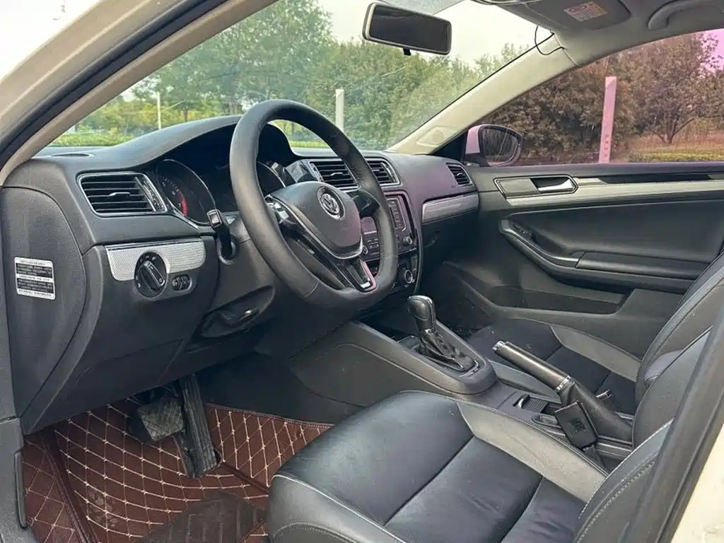 Volkswagen Sagitar — миниатюра 8