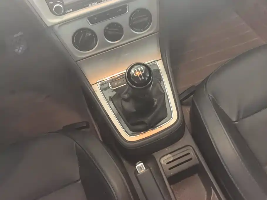 Volkswagen Lavida — миниатюра 16