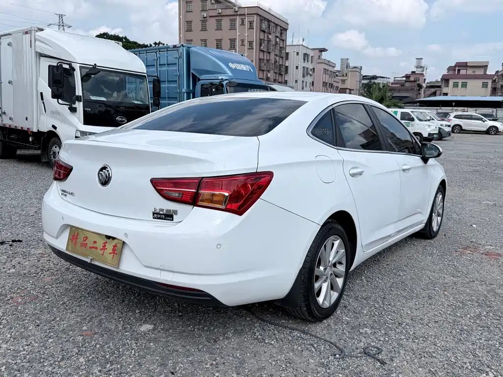 Buick Verano — миниатюра 6