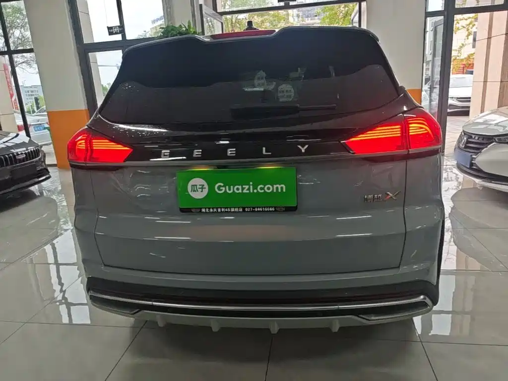 Geely Boyue — миниатюра 6