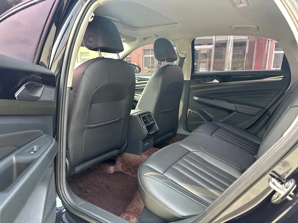 Volkswagen Passat — миниатюра 5