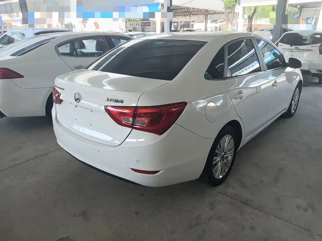 Buick Excelle — миниатюра 9