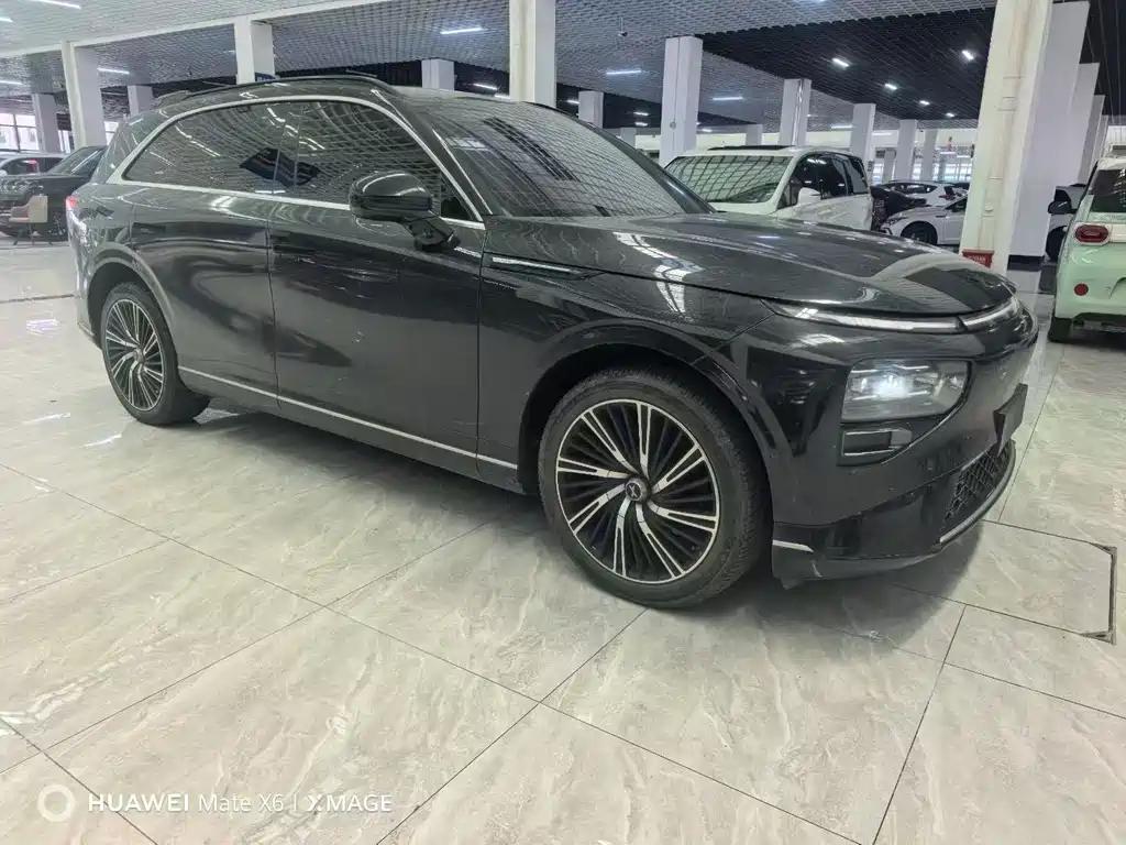 XPeng G9 — миниатюра 3