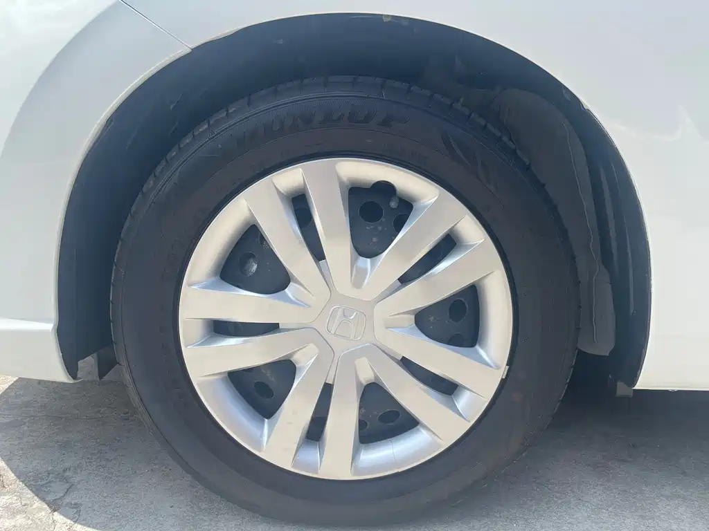 Honda Fit — миниатюра 15