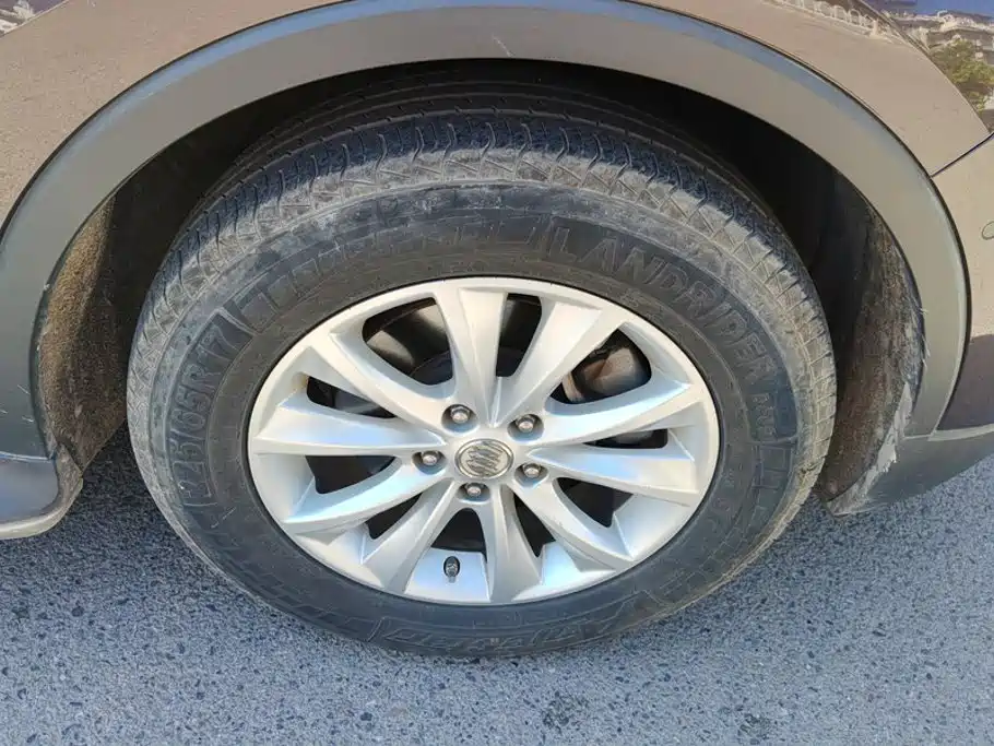 Buick Envision Plus — миниатюра 6