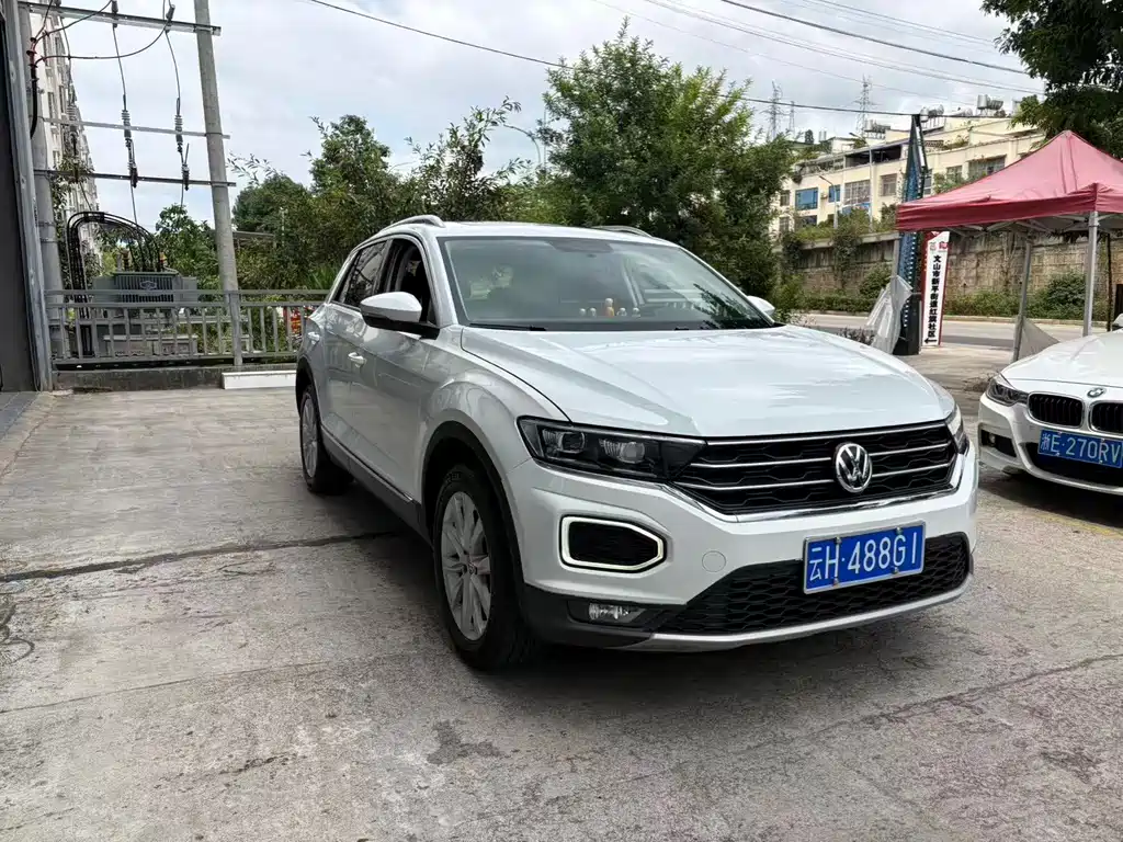 Volkswagen T-Roc — миниатюра 10