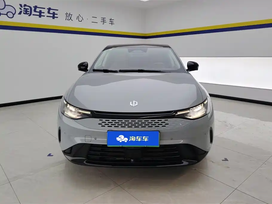 ZERO-RUNNING CAR ZERO RUN C01