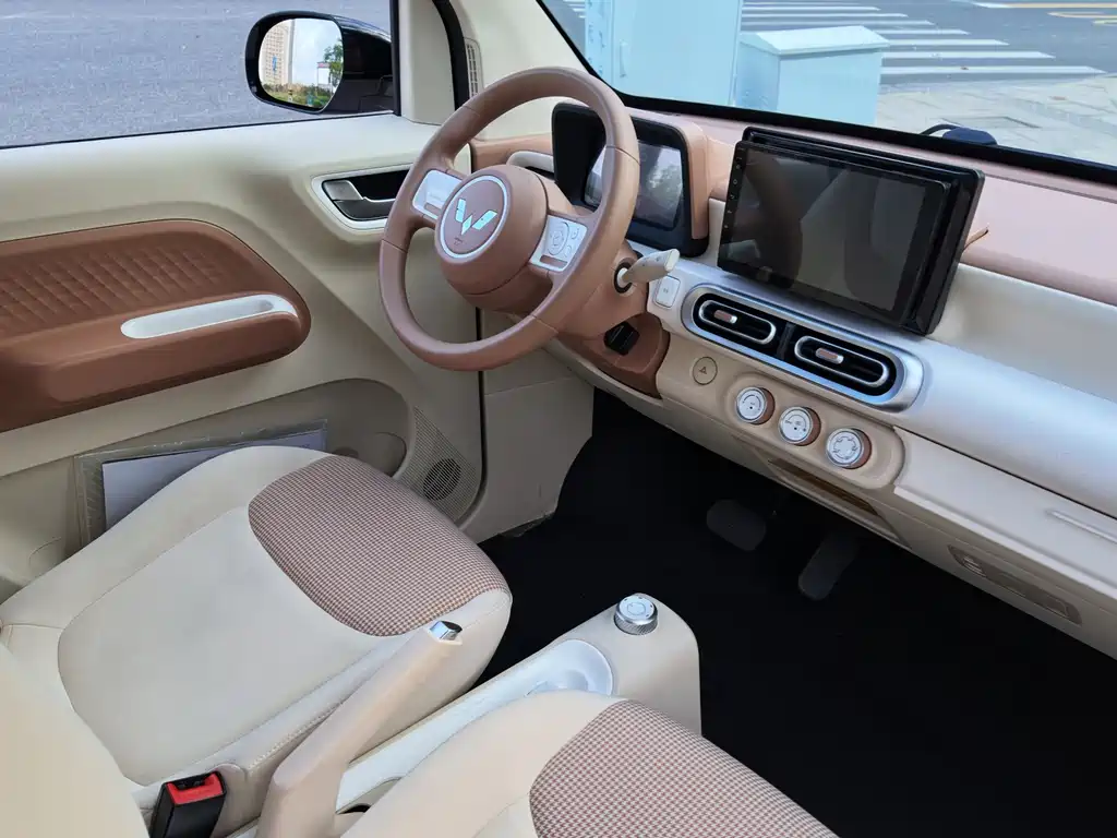 Wuling MINIEV — миниатюра 16