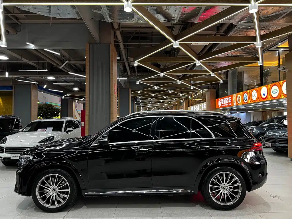 Mercedes-Benz GLE (Import) — миниатюра 2