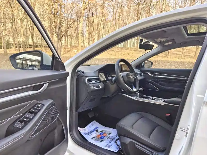 GEELY AUTOMOBILE EMGRAND