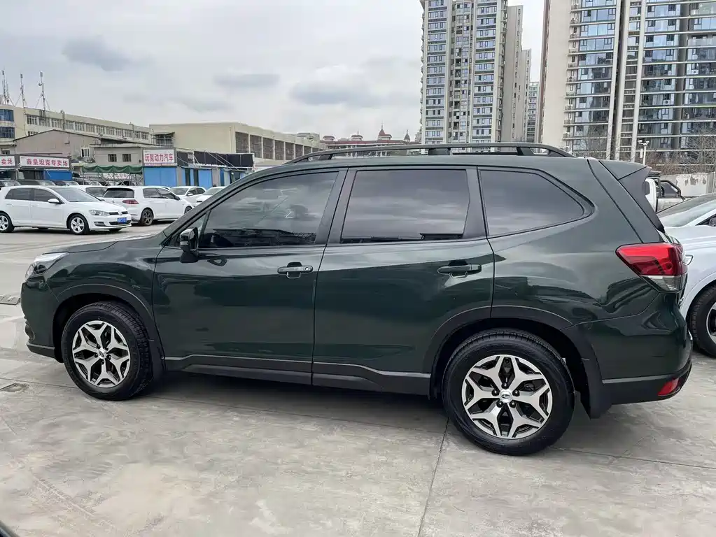 SUBARU FORESTER