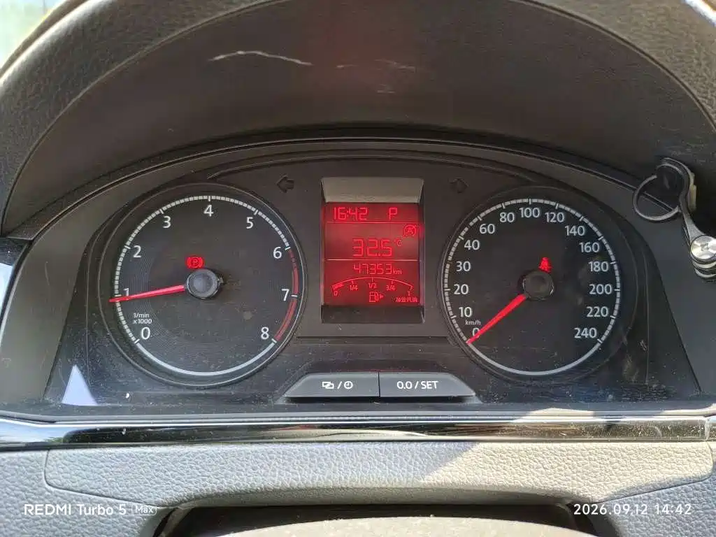 Volkswagen Santana — миниатюра 4
