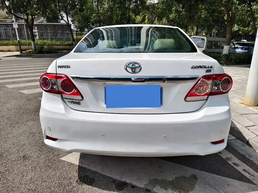 Toyota Corolla — миниатюра 4