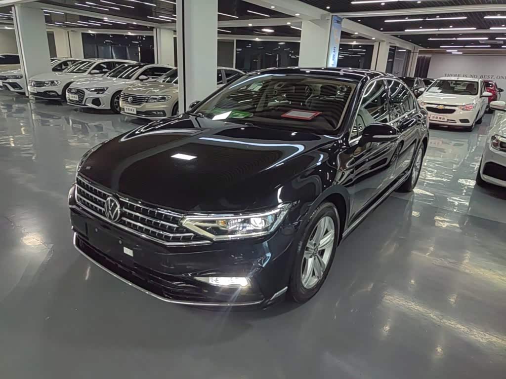Volkswagen Magotan 1.4 л 2024 г. Чёрный, пробег 27599 км