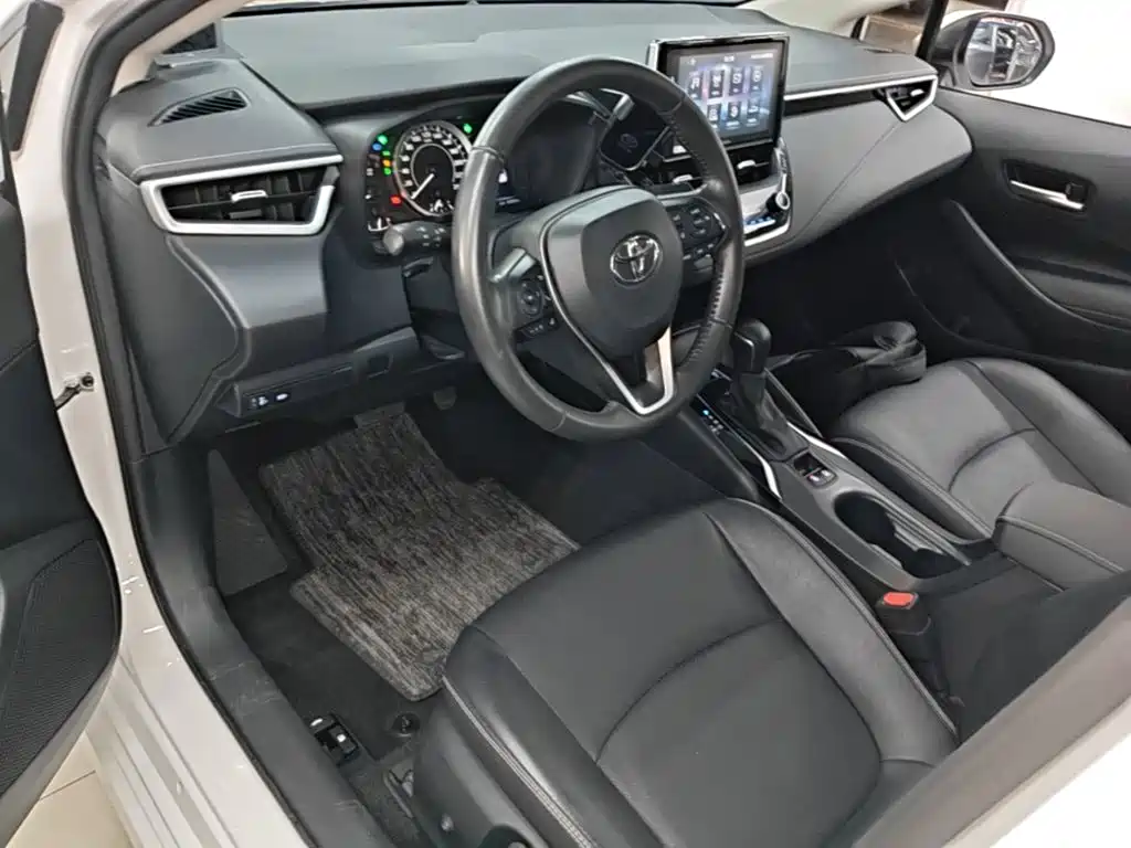 Toyota Corolla — миниатюра 10