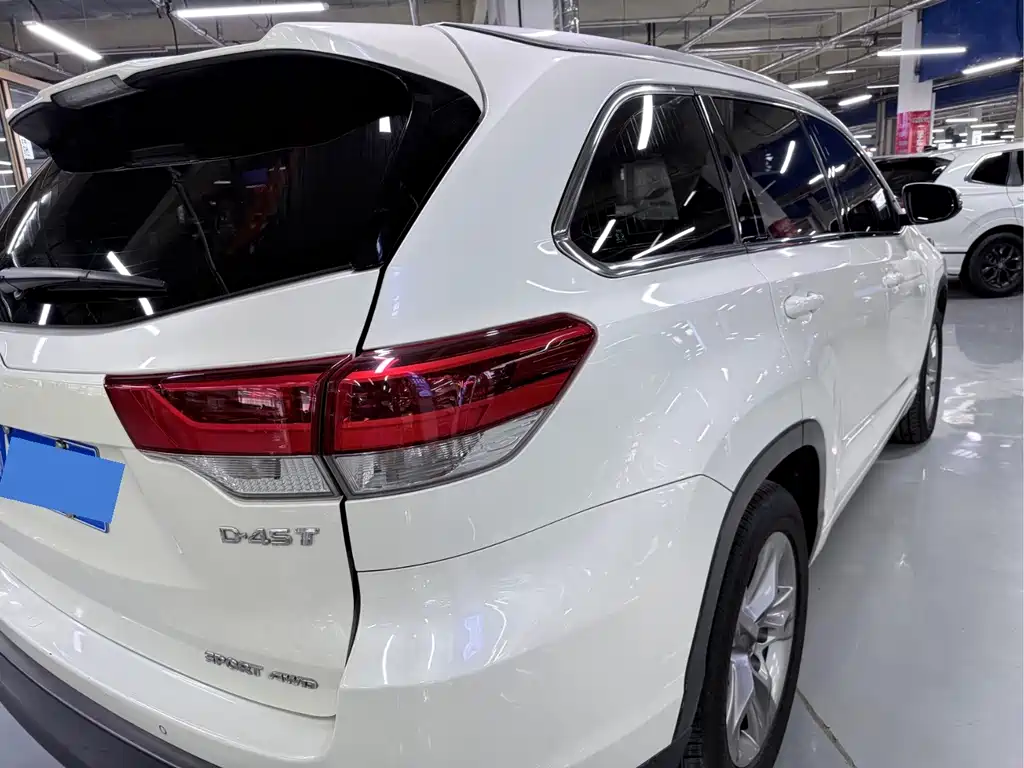 Toyota Highlander — миниатюра 19
