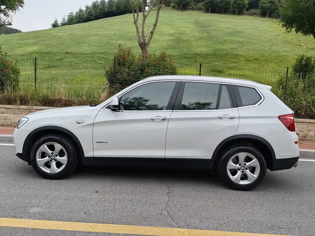 BMW X3 (Import) — миниатюра 4