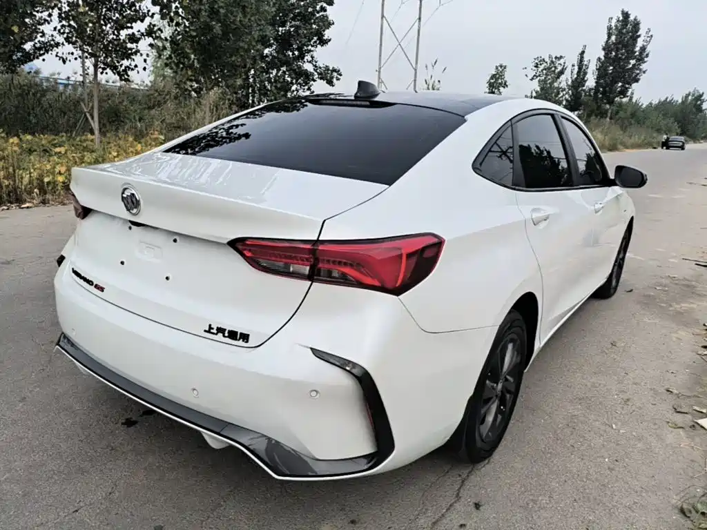 Buick Verano — миниатюра 7