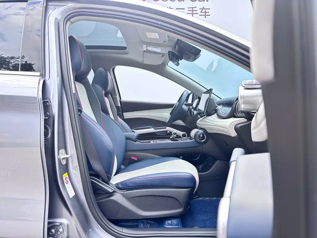 BYD Yuan Plus — миниатюра 8