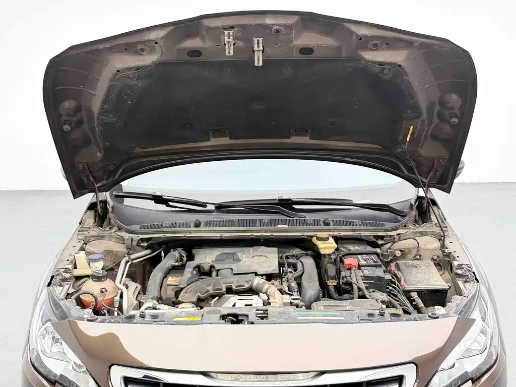 Peugeot 408 — миниатюра 13