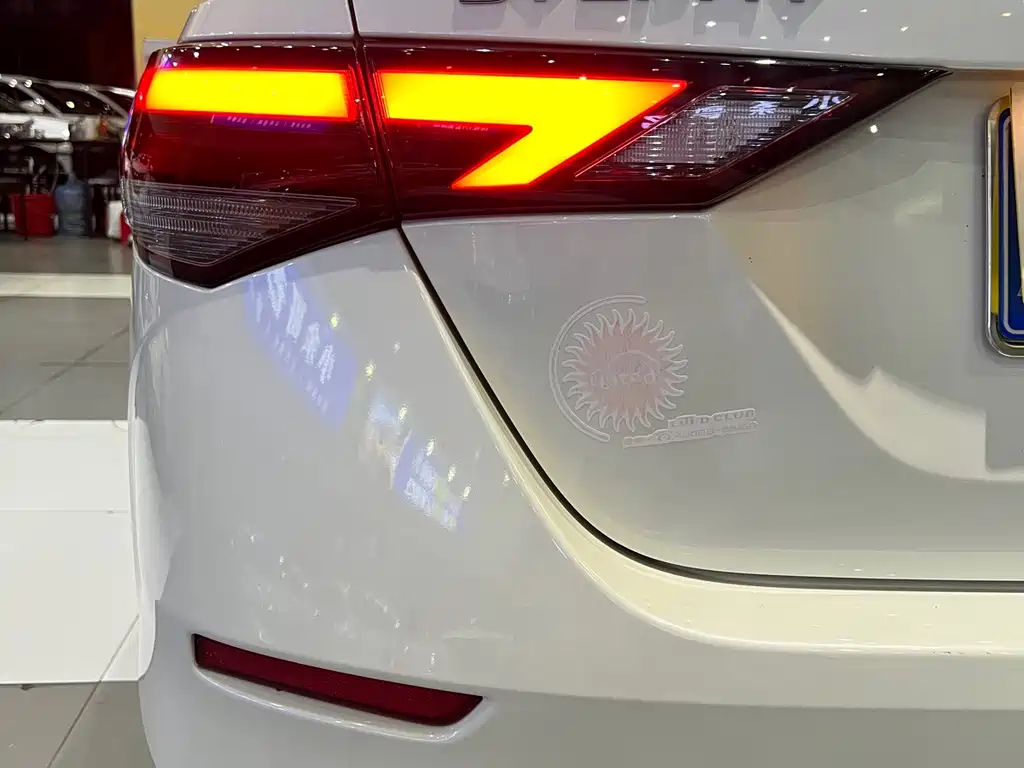 Nissan Sylphy — миниатюра 24