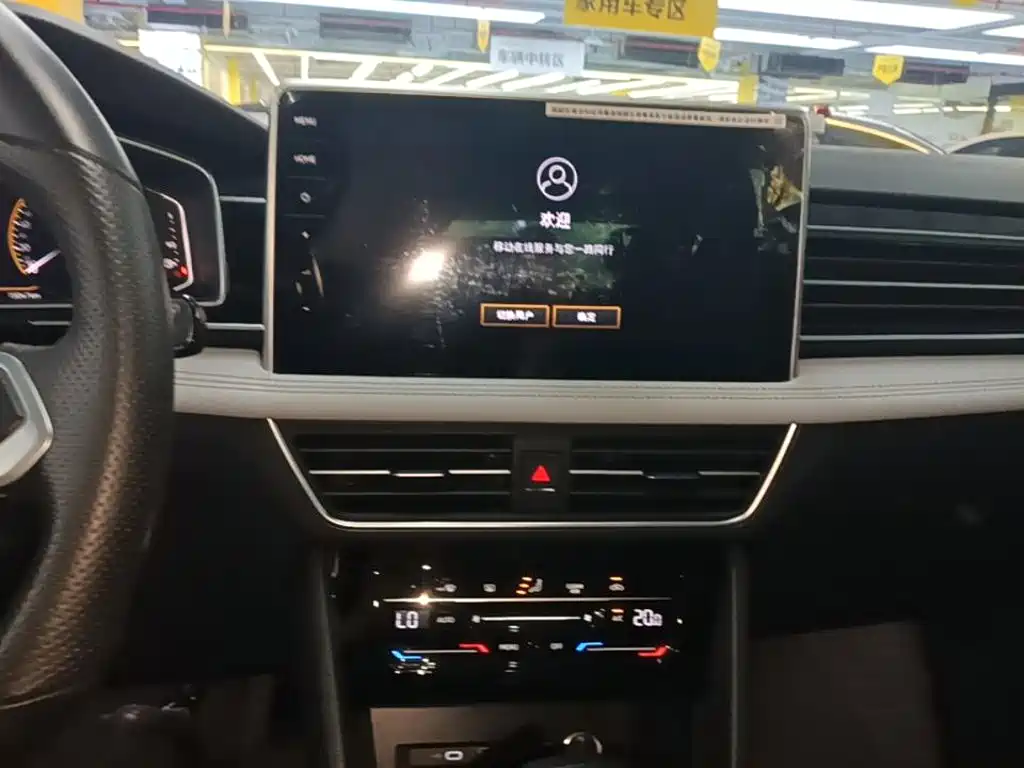 Volkswagen Tiguan L — миниатюра 13