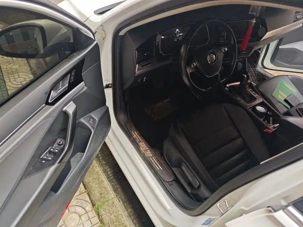 Volkswagen Sagitar — миниатюра 12