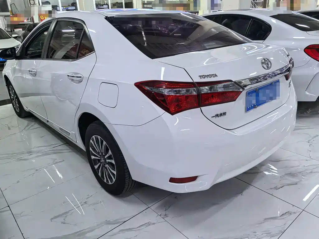 Toyota Corolla — миниатюра 4