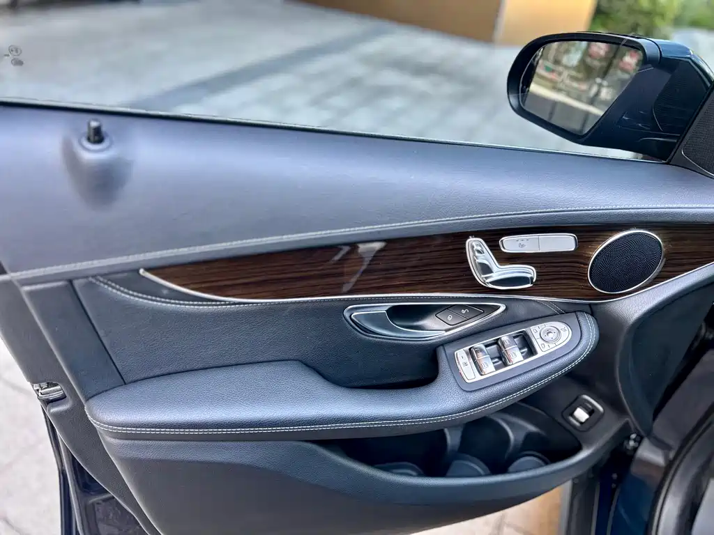 Mercedes-Benz GLC — миниатюра 13
