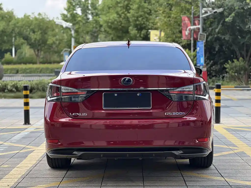 Lexus GS — миниатюра 13