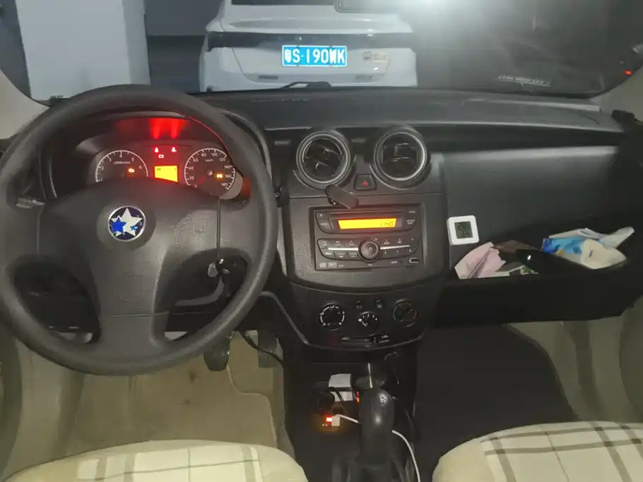Venucia R30 — миниатюра 12