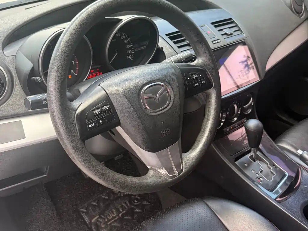 Mazda 3 Xingcheng — миниатюра 9