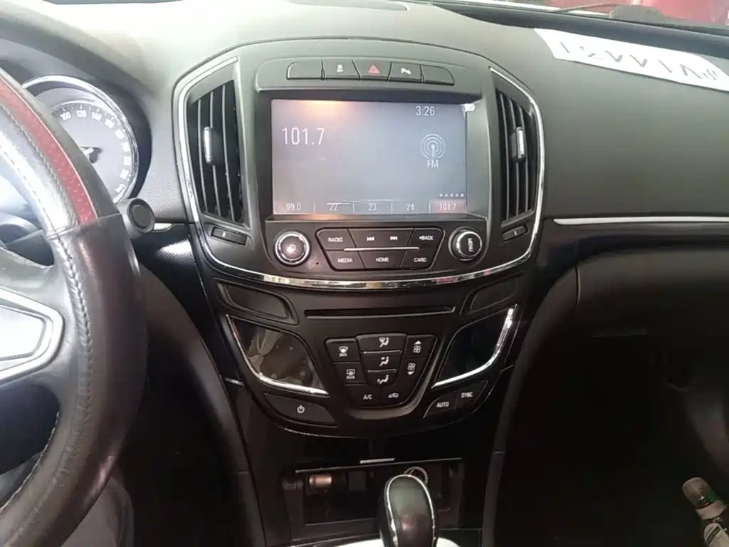 Buick Regal — миниатюра 13