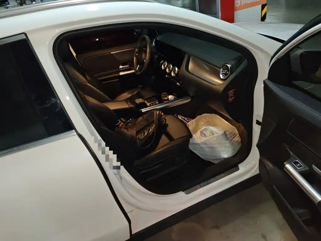 Mercedes-Benz GLA — миниатюра 19