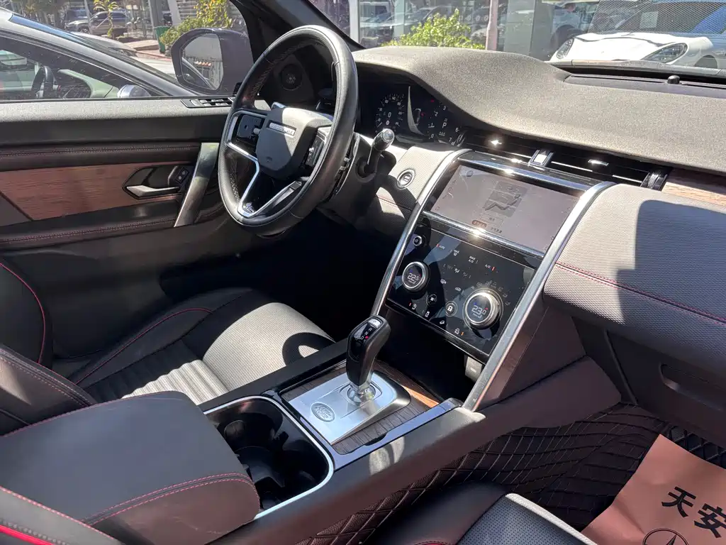 Land Rover Discovery Sport — миниатюра 5
