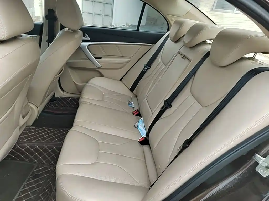 Geely Emgrand — миниатюра 17